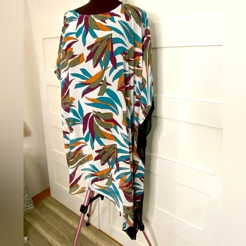 DKNY Swim Suit Coverup Tropical  White Size M